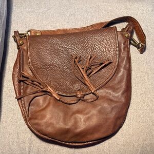 Elegant Brown Leather Crossbody Bag